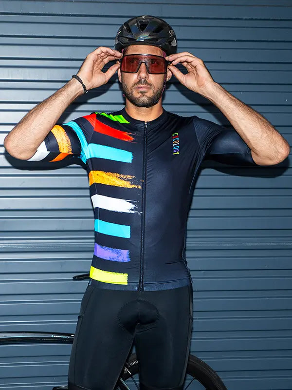 Far Horizon Black Men's Reborn Jersey 
 on model | Cycology USA